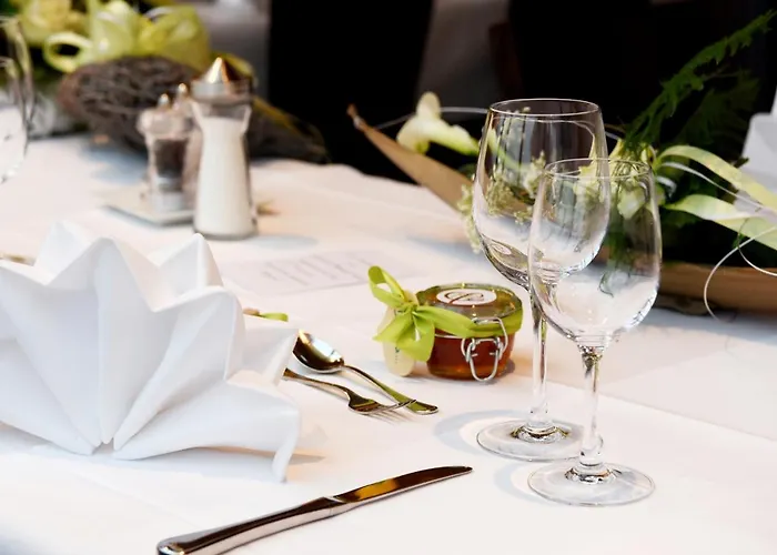 Frohe Aussicht Hotel *