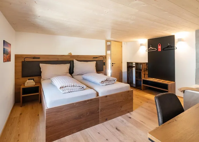 Frohe Aussicht Hotel *